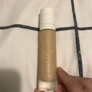 Fenty Beauty Foundation shade 260